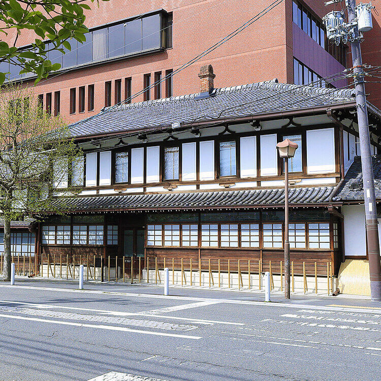 島津製作所 創業記念資料館｜パスポート公開