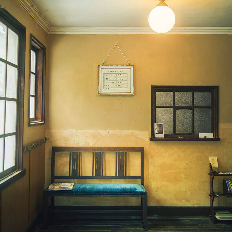 【白亜荘】ヴォーリズの洋館アパート、大正時代の元寄宿舎を入居者が特別案内