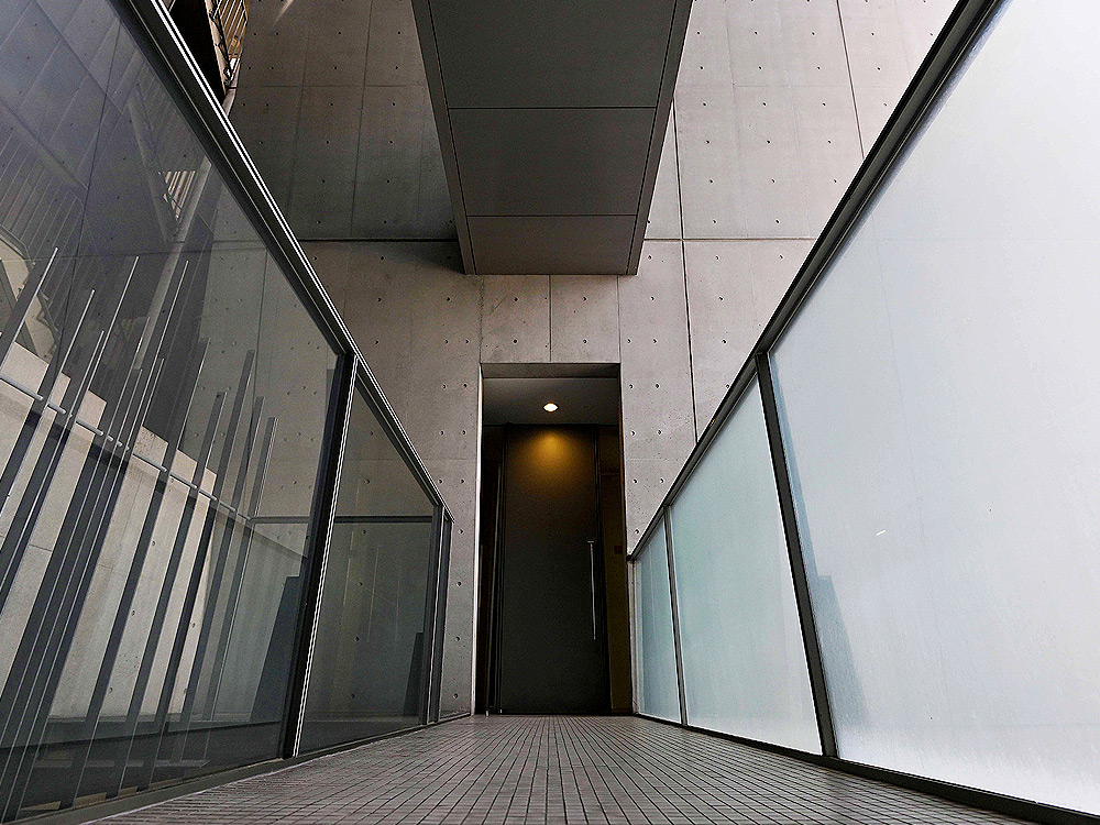 まいまい事務所（毎日新聞京都ビル2階）のオーディオガイド