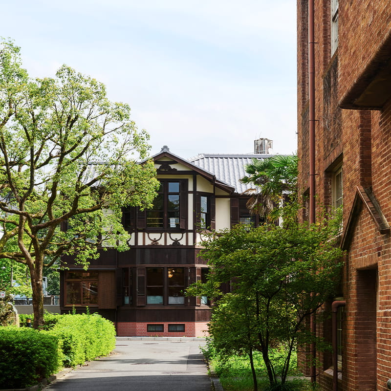 京都工芸繊維大学